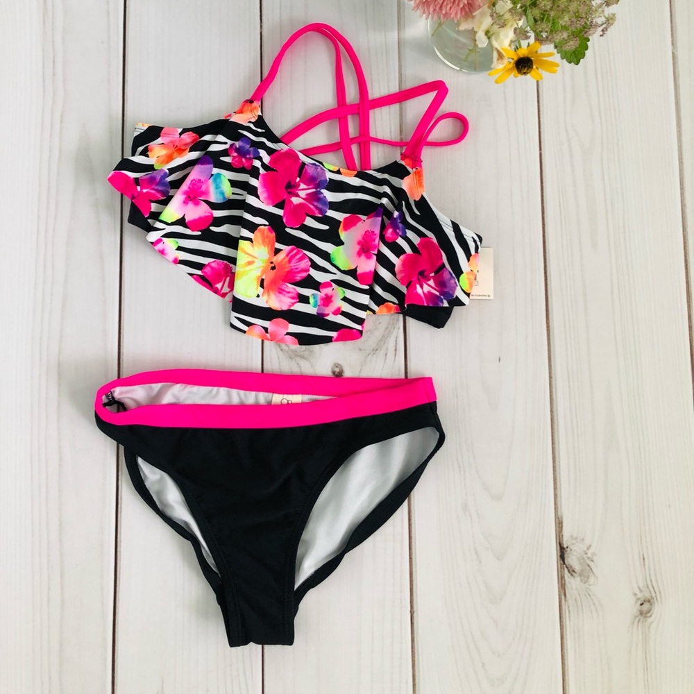 NWT 2 Pieces Swimsuit for Girl - Picture 2 of 4
